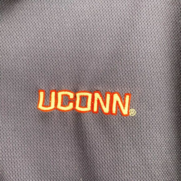 UCONN Mens Navy Embroidered Polo Athletic Material CS Crable Size XL - Picture 3 of 11